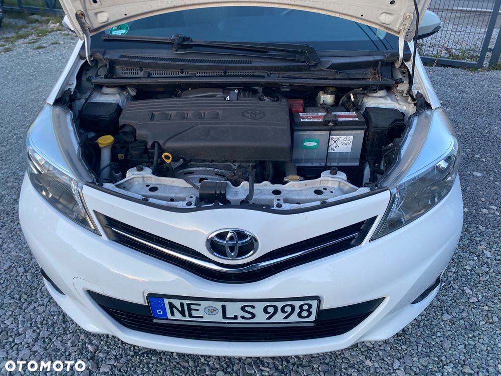 Toyota Yaris 1.33 VVT-i Edition 2014 - 18