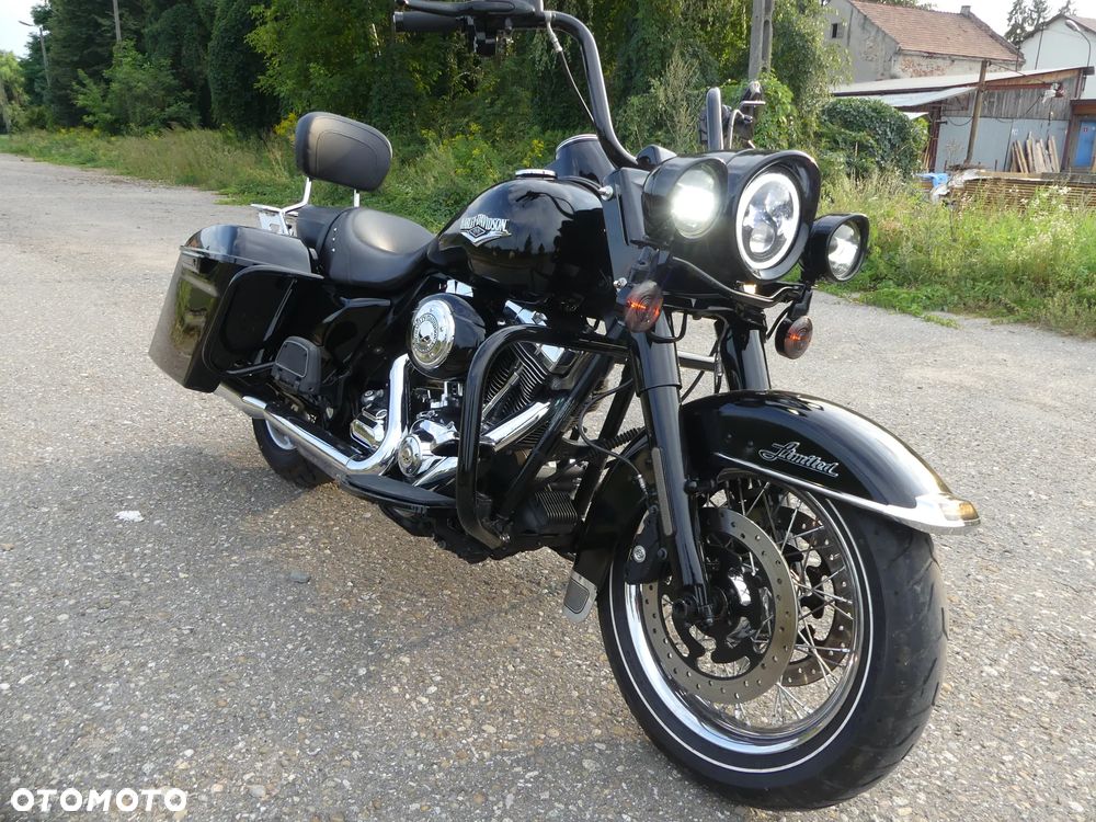 Harley-Davidson Touring Road King - 17