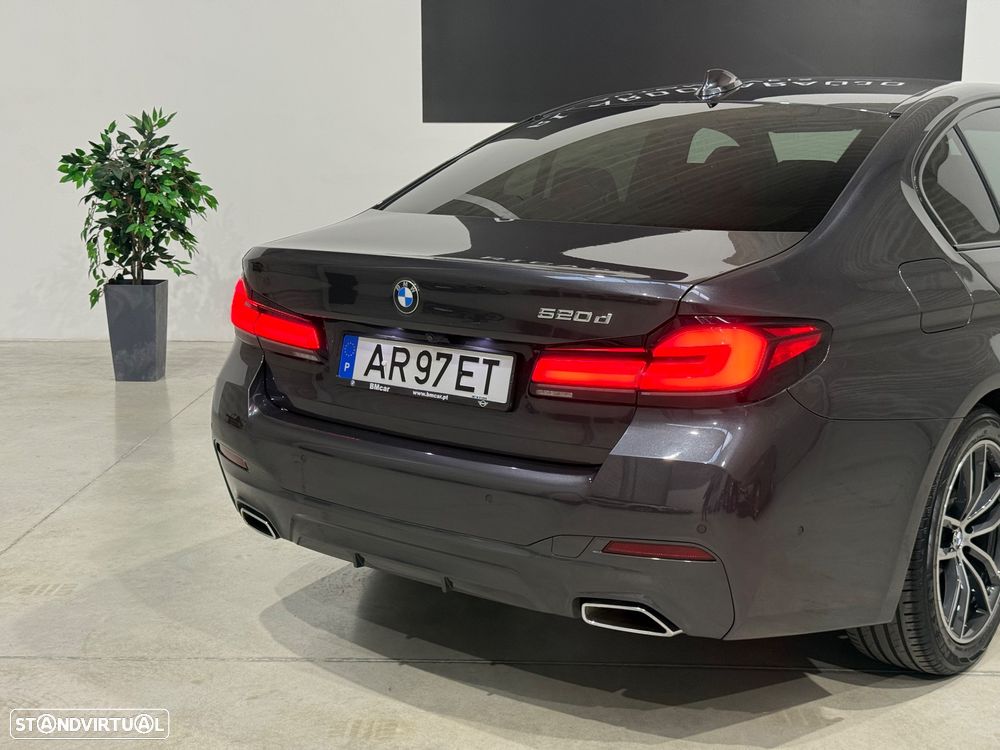 BMW 520 d Pack M Auto - 38