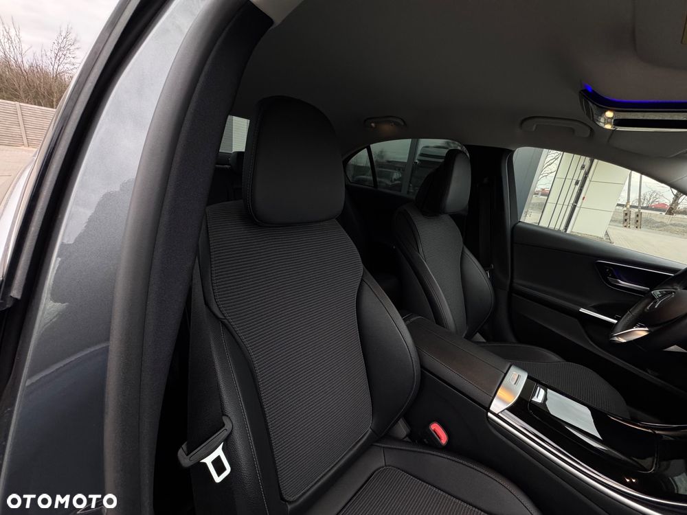 Mercedes-Benz Klasa C 220 d 9G-TRONIC - 18