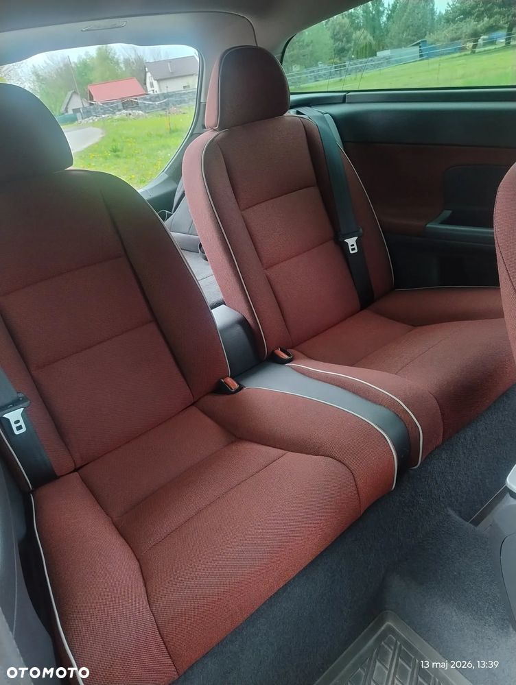 Volvo C30 2.0D Momentum - 10