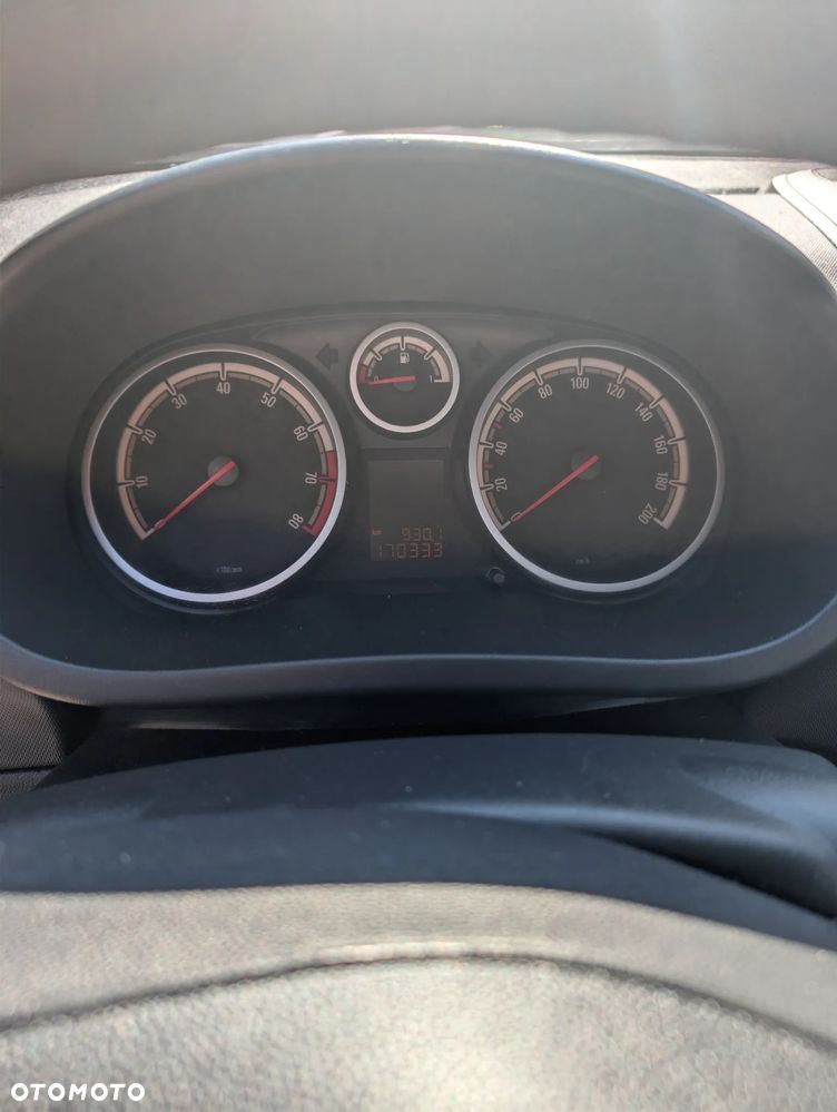 Opel Corsa 1.4 16V Automatik Edition - 5