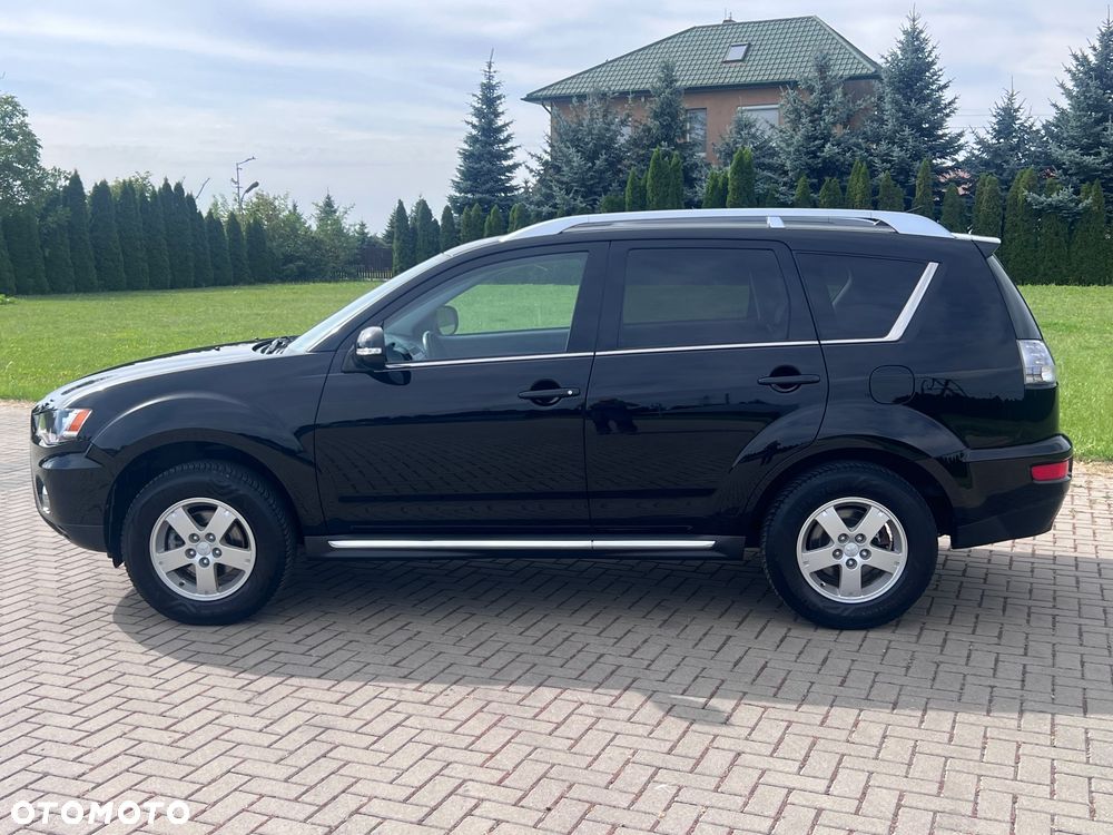 Mitsubishi Outlander 2.0 2WD CVT Invite - 8