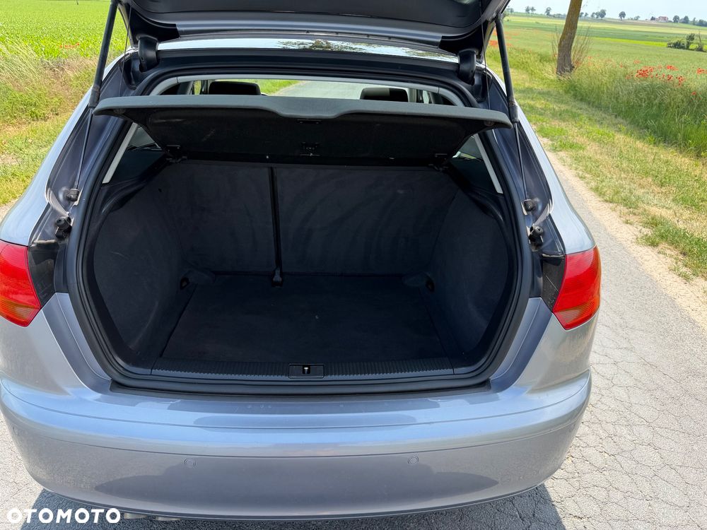 Audi A3 Sportback 2.0 TDI DPF Ambition - 25