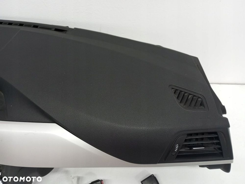 Konsola pulpit deska BMW F30 F31 F34 12R - 4