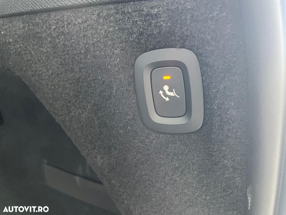 Volvo XC 90 B5 MHEV AWD 7 locuri Inscription - 17