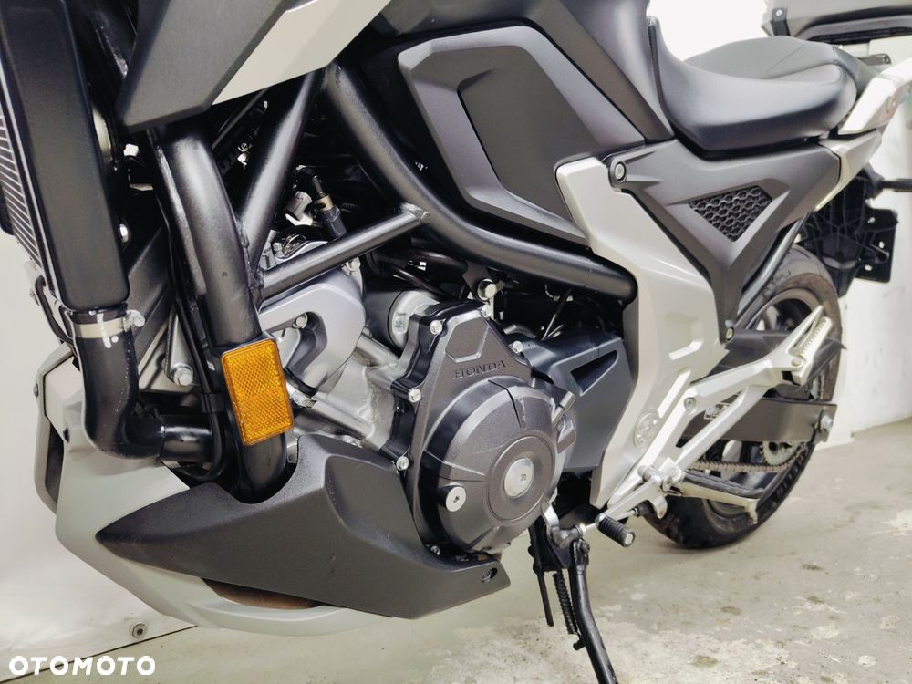 Honda NC - 23