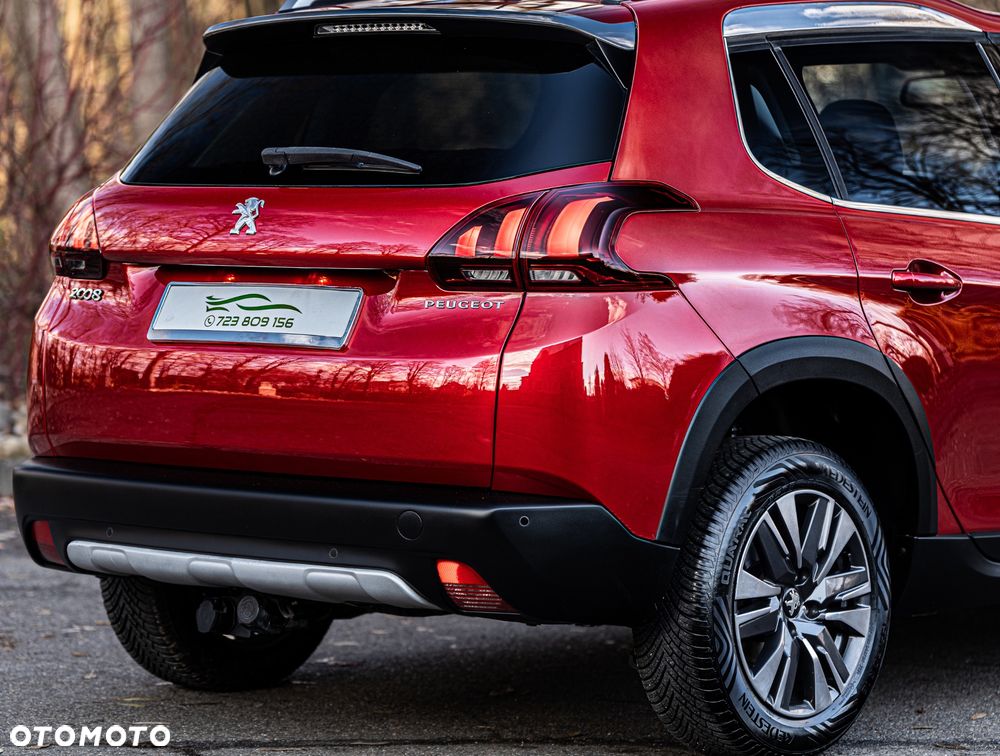 Peugeot 2008 1.6 BlueHDi Allure S&S - 18