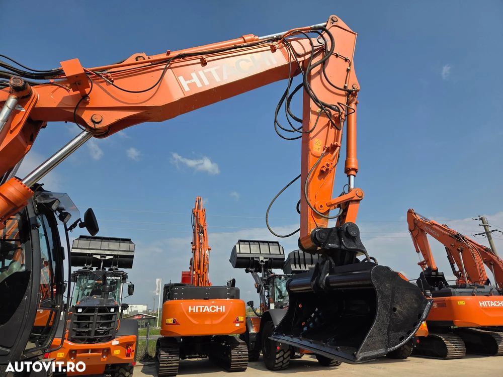 Hitachi PE ROTI 17t, ZX145W-6, 2018, 4.379h, LAMA SI CALE, 3 BRATE EXCAVARE, ad sapare 6m, latime 2,5m, inst picon+rotire, cupa EXCAVARE NOUA, cupa TALUZ INCLINABILA, Antifurt, 3 camere, consum mediu 8,6l/h, posibil leasing 3 ani, CA NOU, PROMOTIE 91.900 EUR - 24