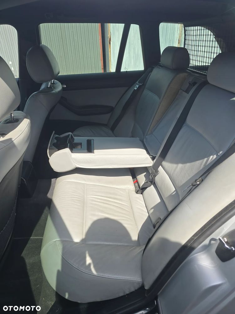 BMW Seria 3 - 12