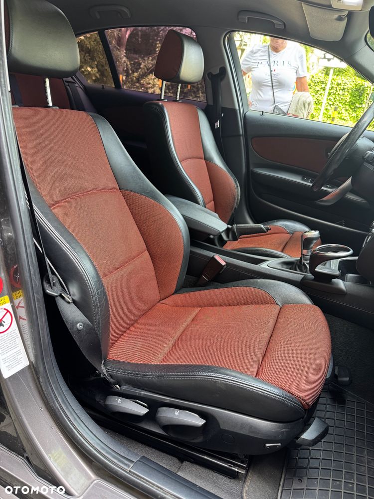 BMW Seria 1 120d DPF - 11