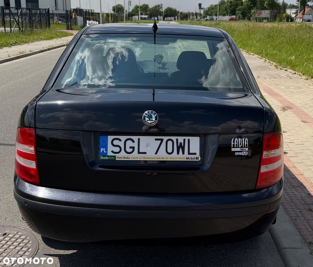 Skoda Fabia 1.4 16V Active - 6