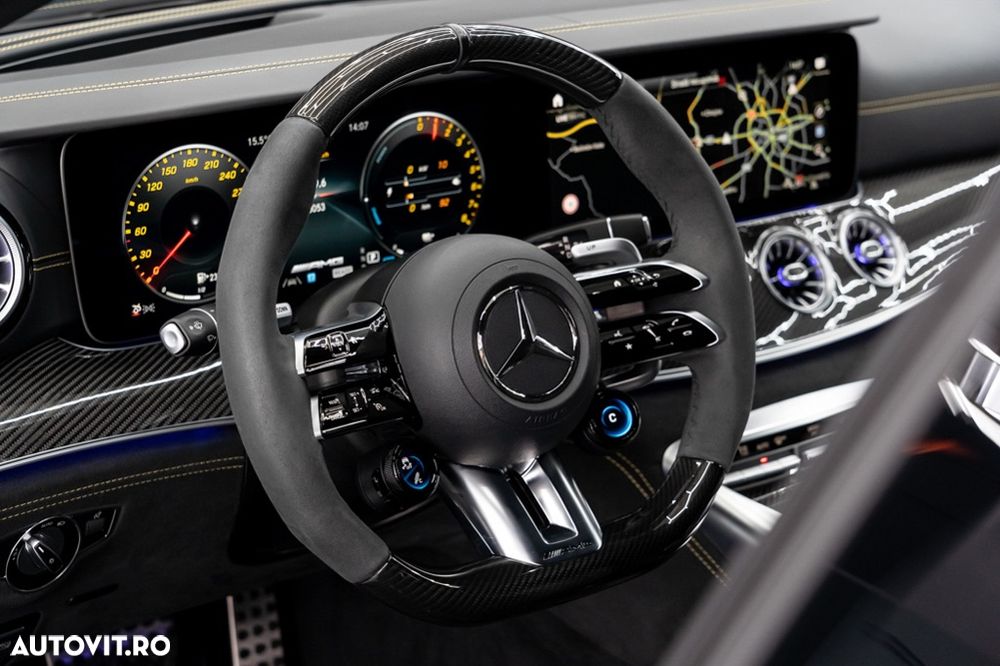 Mercedes-Benz AMG GT-S 63 4MATIC+ MHEV - 34