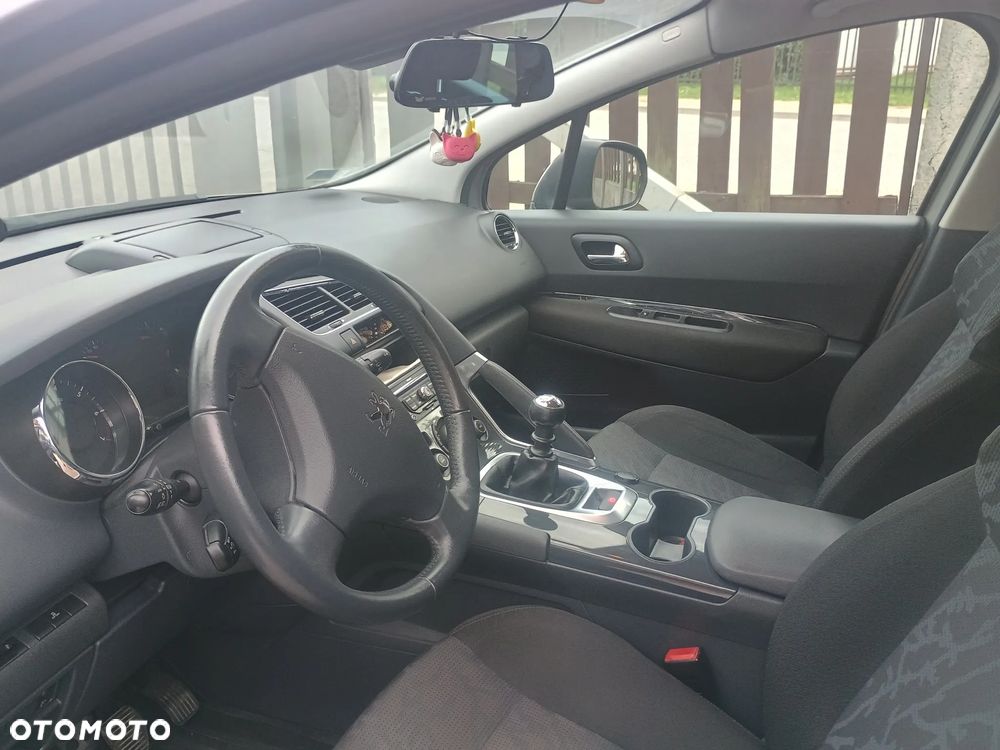 Peugeot 3008 2009 photo 4