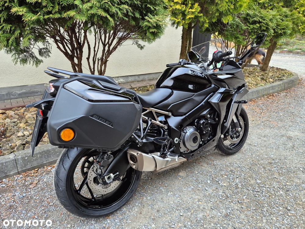 Suzuki GSX 1000 - 7