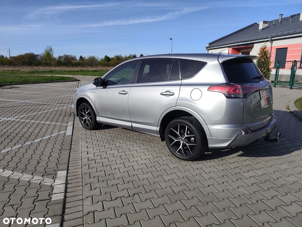 Toyota RAV4 - 3