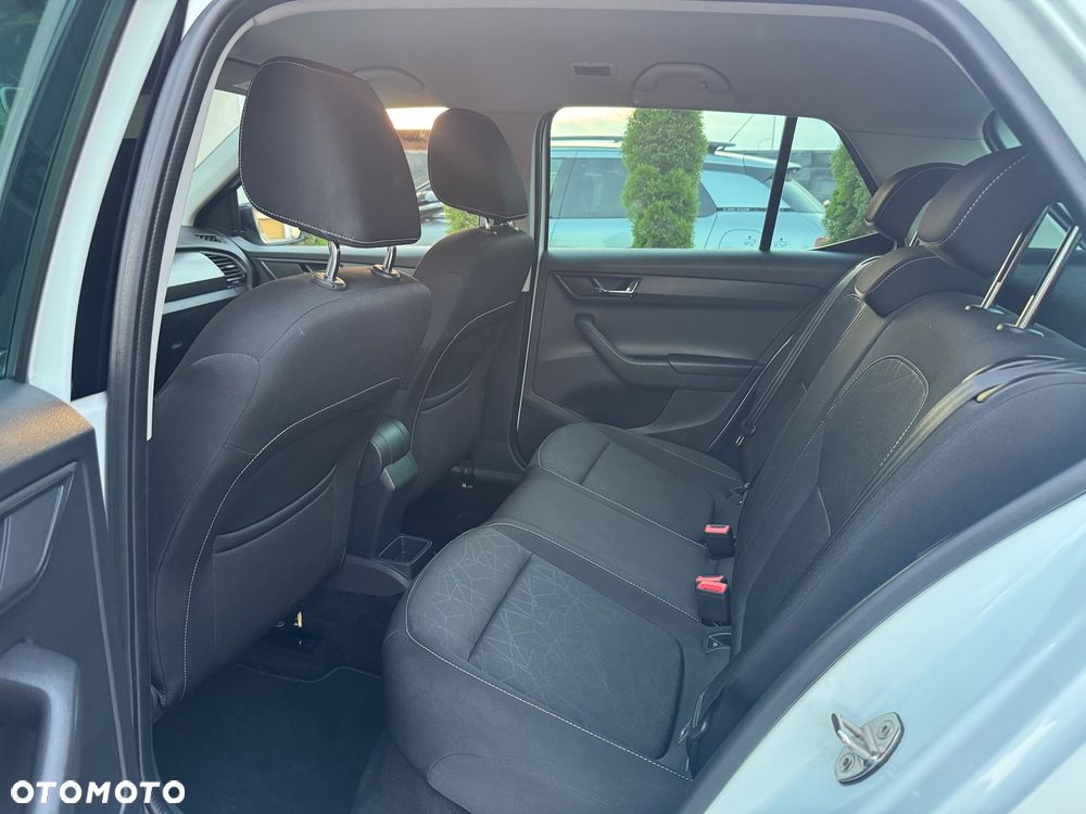 Skoda Fabia 1.0 TSI Clever - 10