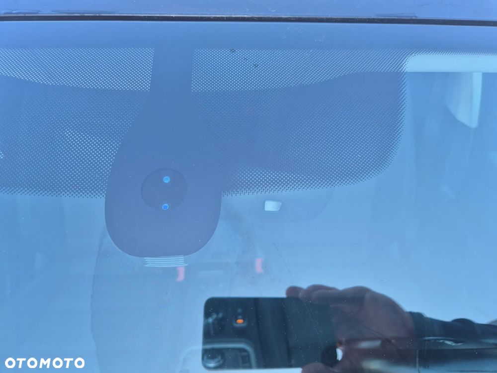 Volkswagen Passat 2.0 TDI (BlueMotion Technology) Comfortline - 24