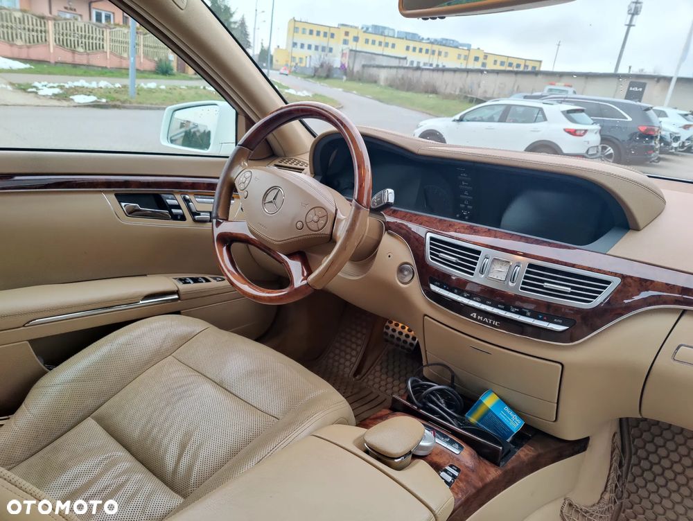 Mercedes-Benz Klasa S 500 L 4Matic 7G-TRONIC - 12