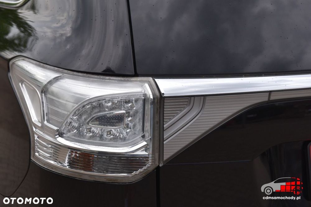 Mitsubishi Outlander - 13