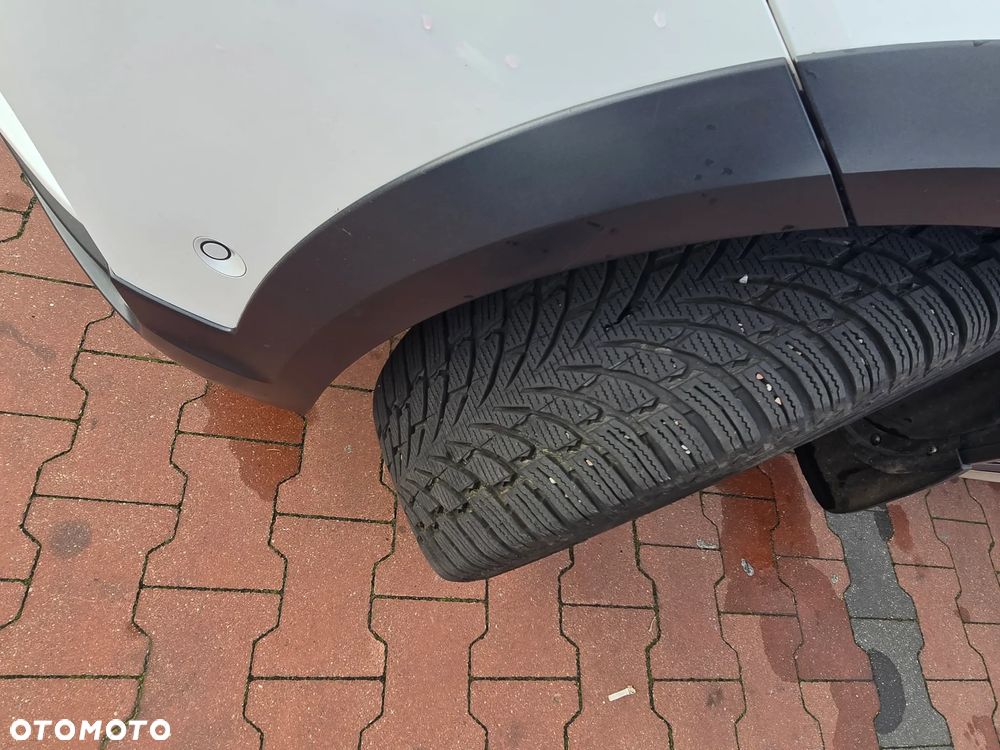 Volvo V90 Cross Country - 22