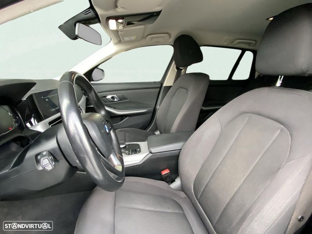 BMW 330 e Corporate Edition Auto - 19