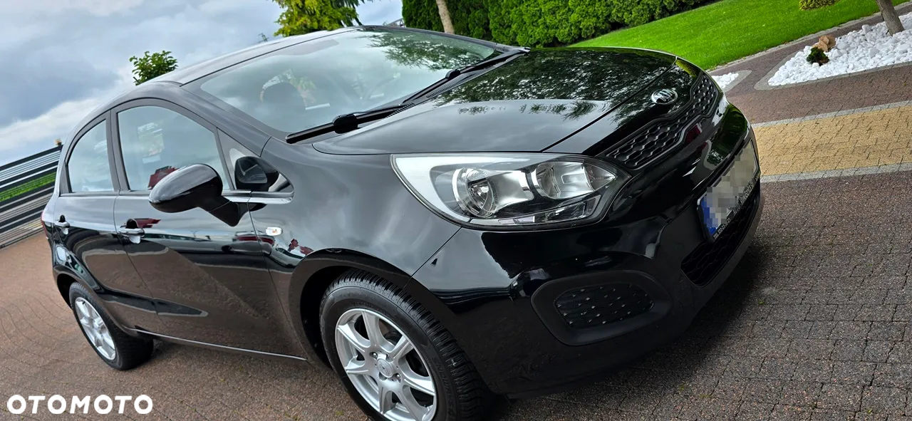 Kia Rio - 2
