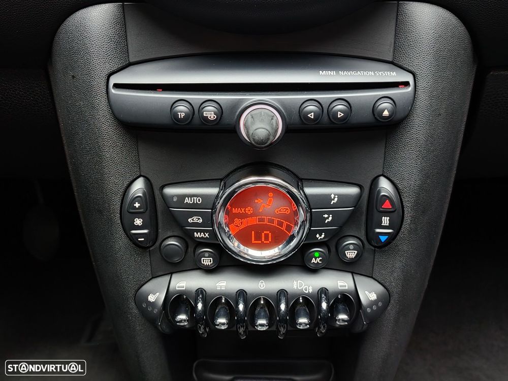 MINI Cabrio Cooper D - 15