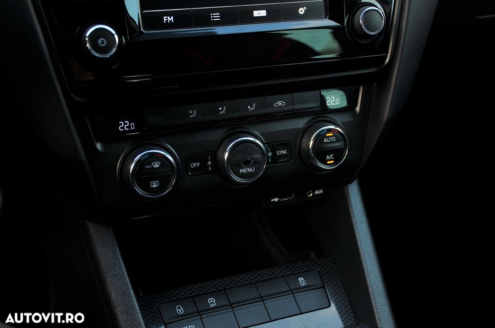 Skoda Octavia 2.0 TDI (Green tec) DSG RS - 28