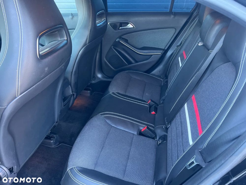 Mercedes-Benz Klasa A 180 - 21