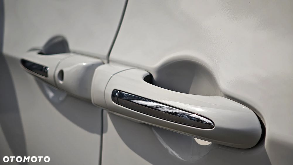 Chrysler Pacifica - 9