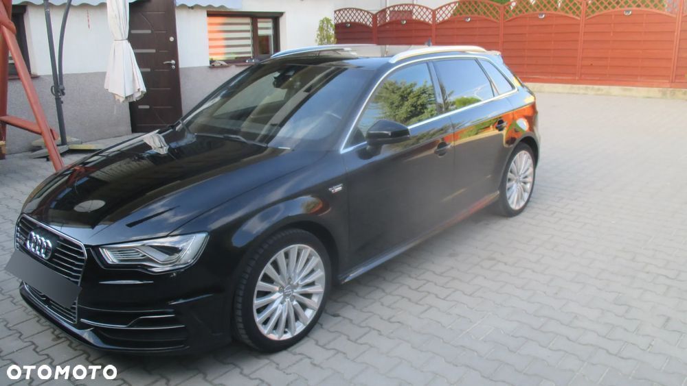 Audi A3 Sportback 1.4 TFSI e-tron S line Sportpaket - 1