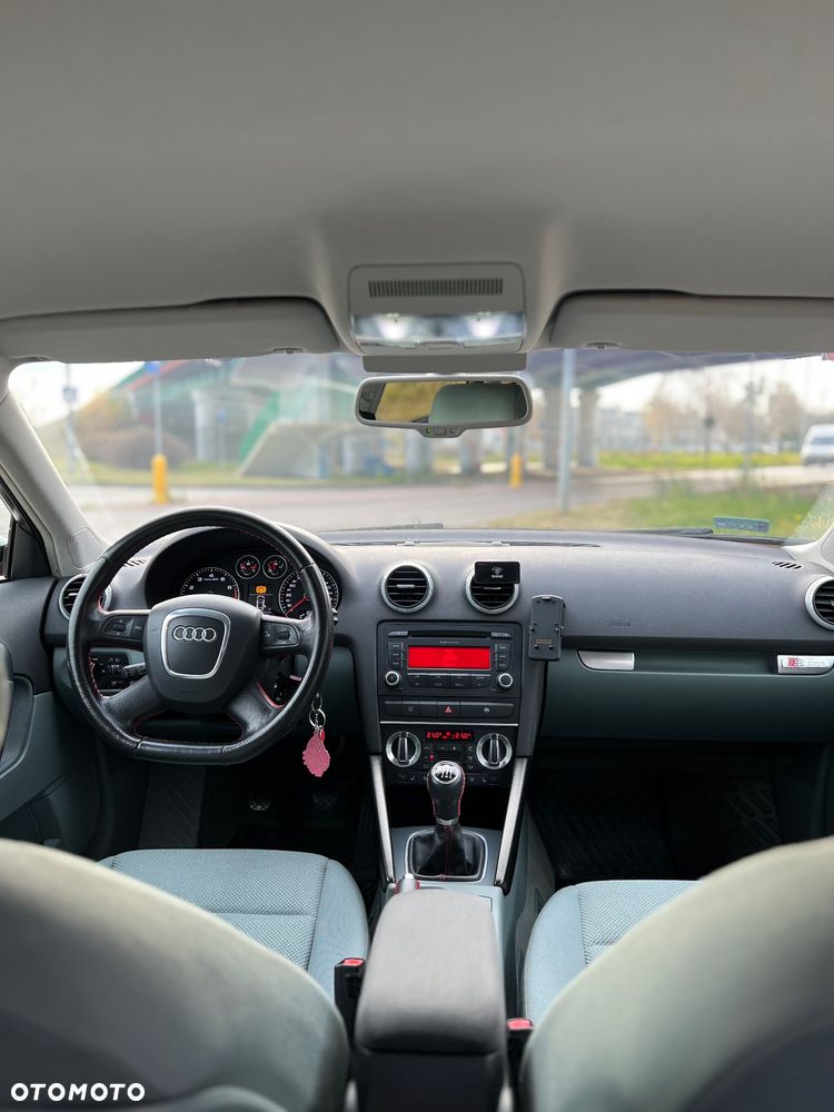 Audi A3 Sportback 1.4 TFSI Ambition - 11