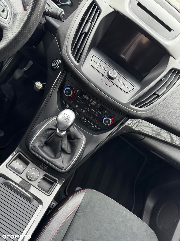 Ford Kuga 1.5 EcoBoost FWD ST-Line ASS MMT6 - 10