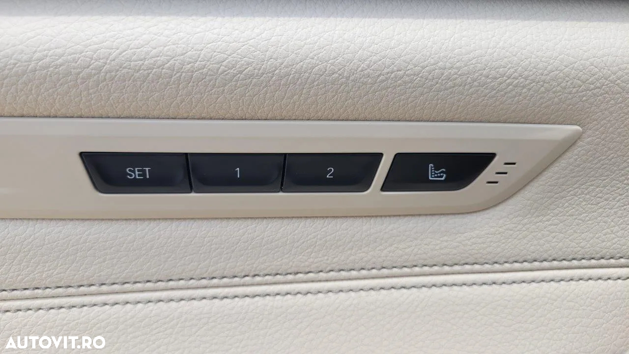 BMW Seria 5 530e iPerformance Aut. - 25