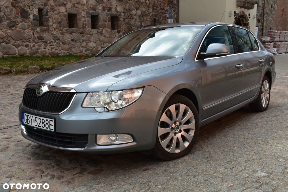 Skoda Superb 3.6 V6 4x4 DSG Elegance - 3