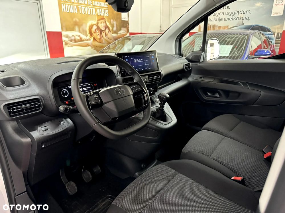 Toyota Proace City - 11