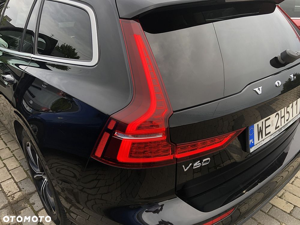 Volvo V60 B4 D Momentum Pro - 24