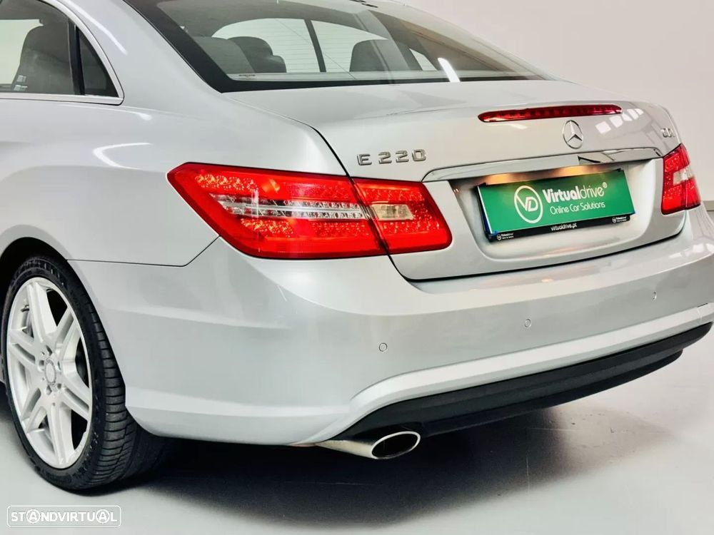 Mercedes-Benz E 220 CDi BlueEfficiency - 9