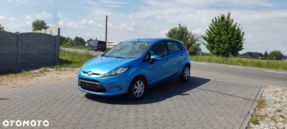 Ford Fiesta 1.25 Ambiente - 2