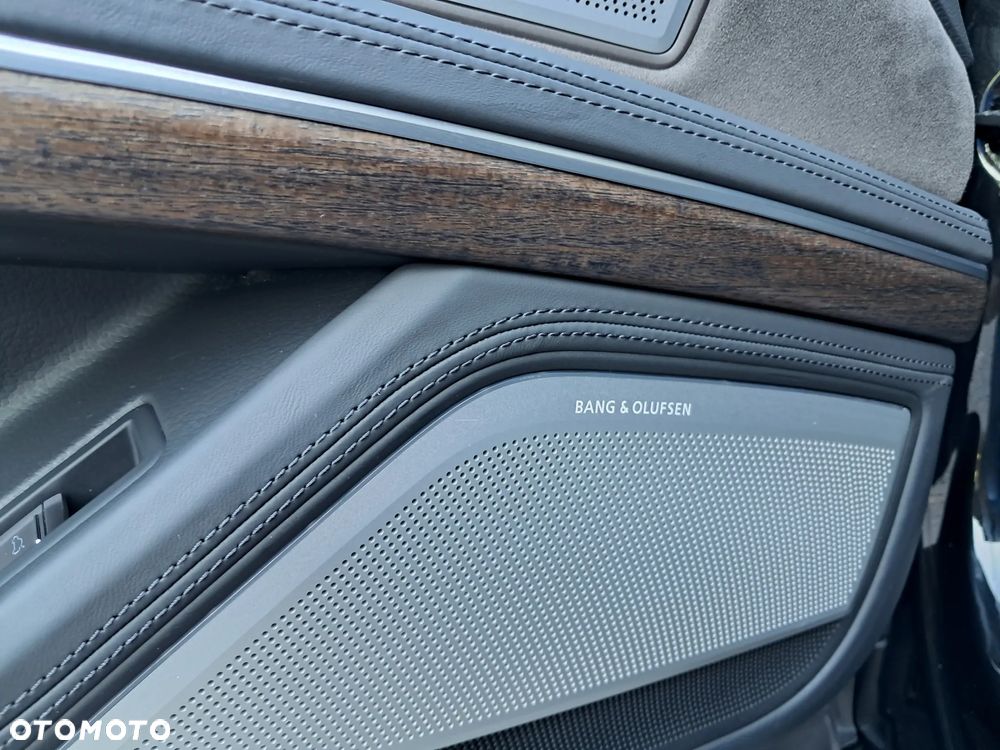 Audi A8 L 55 TFSI mHEV Quattro Tiptr - 11