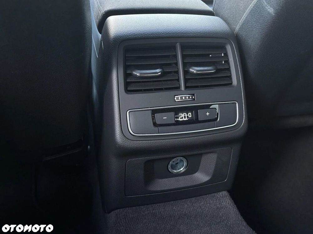 Audi A4 Limousine 40 TFSI mHEV S Line S tronic - 28