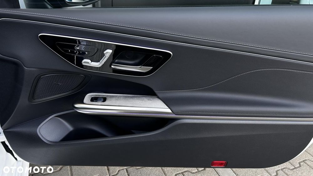 Mercedes-Benz CLE 300 4Matic 9G-TRONIC Edition AMG Line - 23
