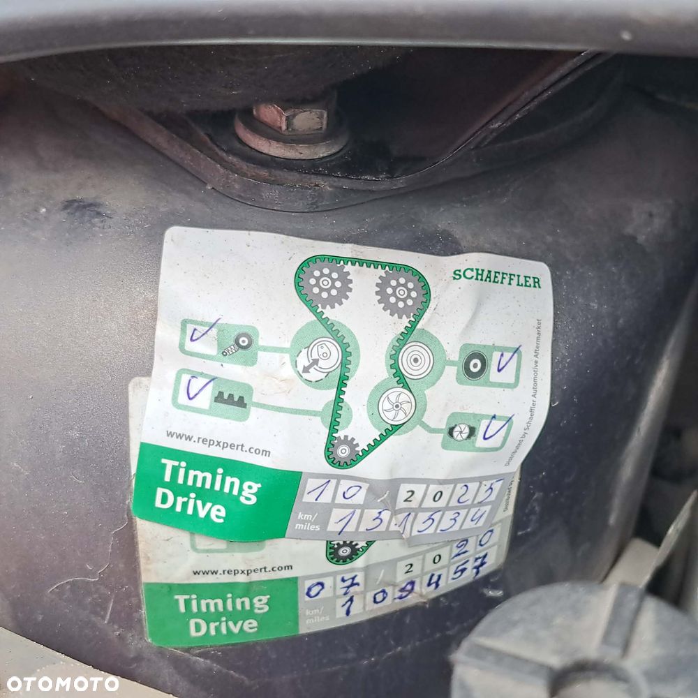 Ford Focus 1.6 EcoBoost Titanium - 9