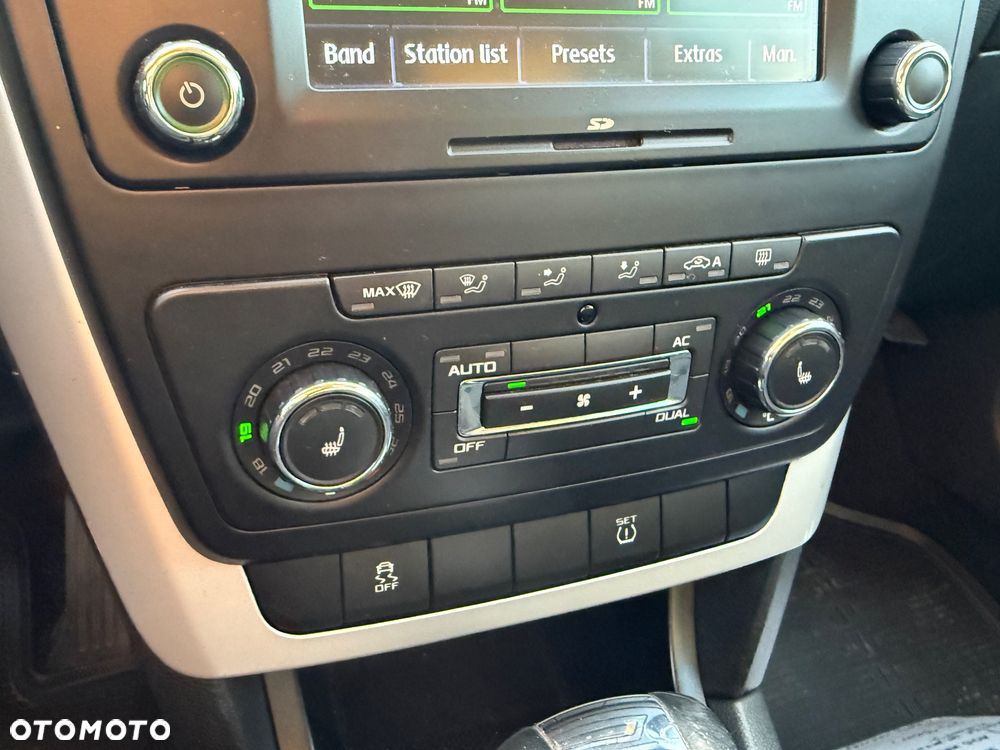 Skoda Yeti 1.2 TSI DSG Active - 24