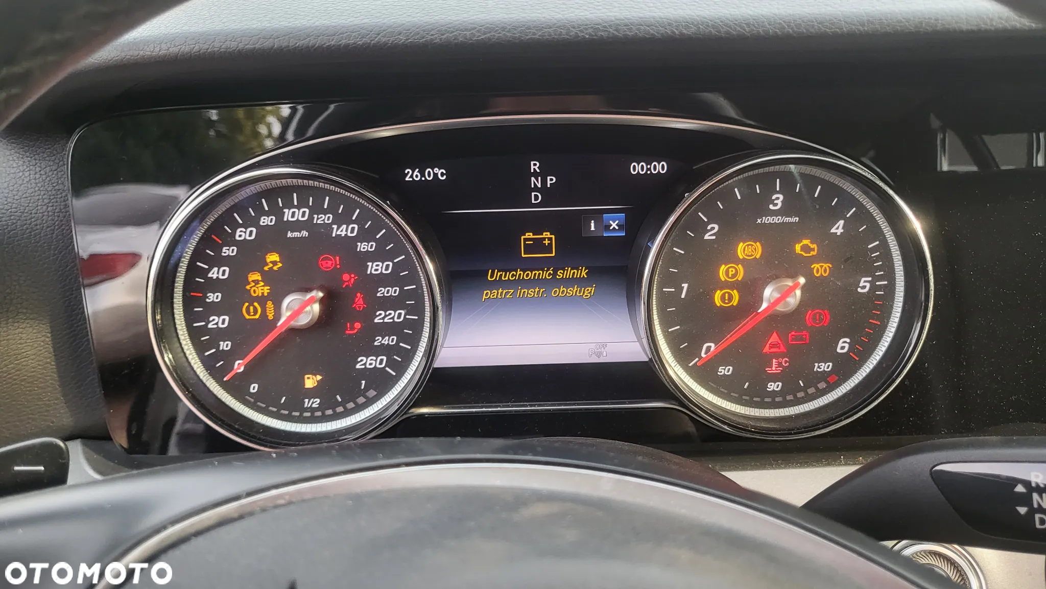 Mercedes-Benz Klasa E 220 d 4Matic T 9G-TRONIC - 30