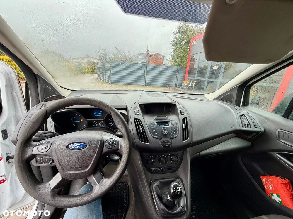 Ford Transit Connect - 12