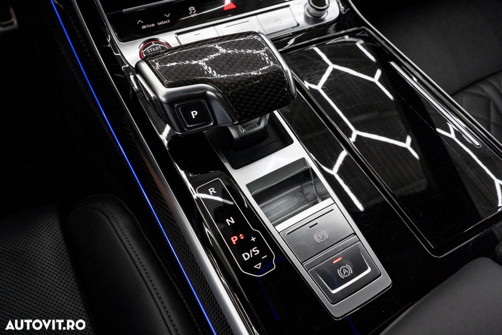 Audi S8 PI quattro Tiptronic MHEV - 36