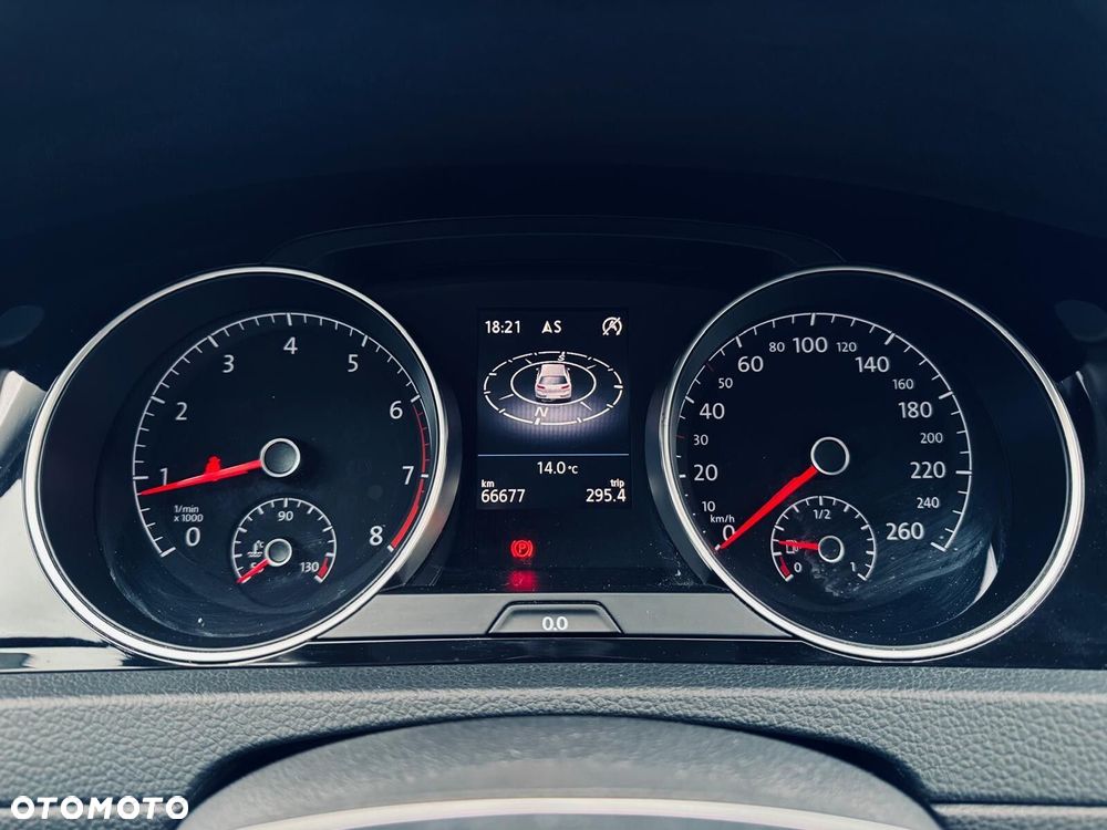 Volkswagen Golf 1.4 TSI BMT Highline DSG - 20