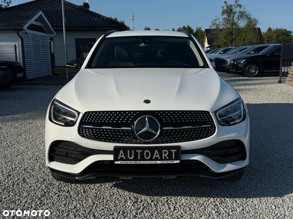 Mercedes-Benz GLC 200 d 4Matic 9G-TRONIC AMG Line - 2